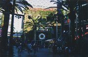 049-Universal Street